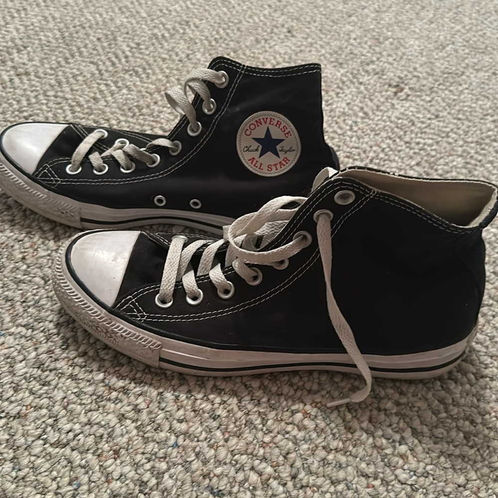 Used Converse Originals, black & white women’s size 9, Men’s size 7